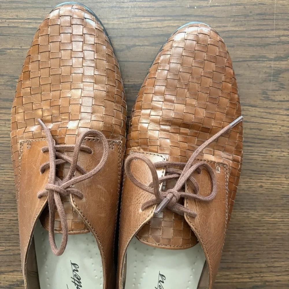 Trotters Women's Brown Woven Leather Oxford Shoes Size 10M Lace Up Preppy